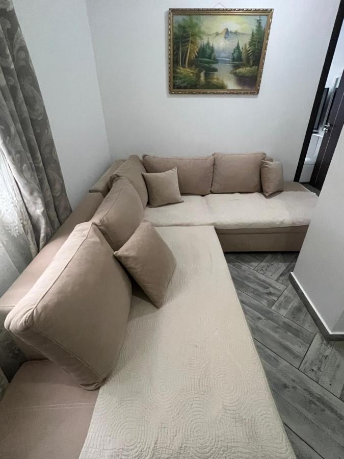 Seaside Rooms & Apartments Sarande Exterior photo