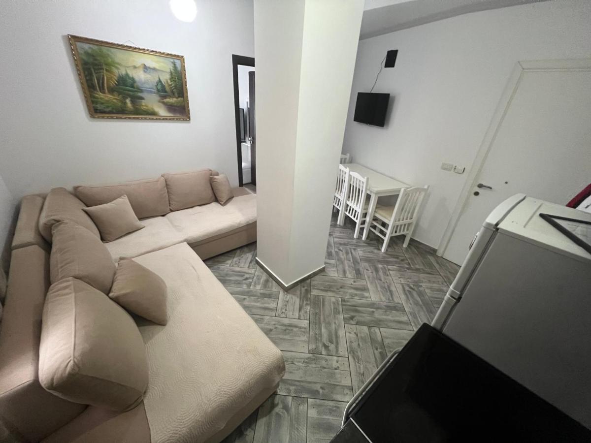 Seaside Rooms & Apartments Sarande Exterior photo